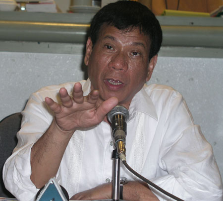 Duterte at the City Council last week. (Davaotoday.com photo by Barry Ohaylan)