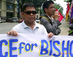 Paul Daguplo, who knew the bishop. (Davaotoday.com photo by Cheryll D. Fiel)