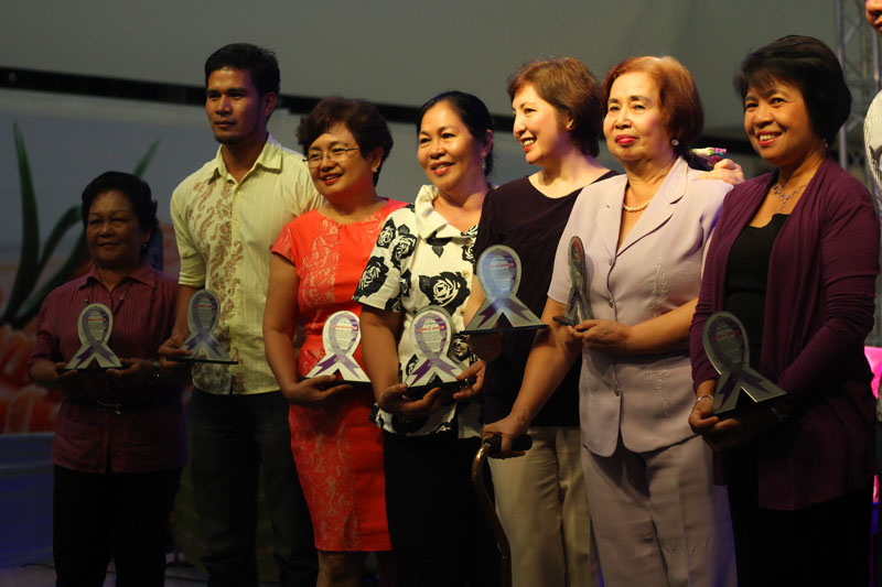 PILLARS.  A dozen women from Davao City are awarded as the pillars of Reproductive Health Movement, Wednesday during the International Day of Action for Women’s Health.  They were chosen by various women’s groups for their “determination in upholding the rights of women and children” since the ‘80s.  Awardees include (from right): Prof. Mae Fe Ancheta-Templa, Lyda Canson, Dr. Darlene Estuart and Rosena Sanchez.  (davaotoday.com photo by Ace R. Morandante) 