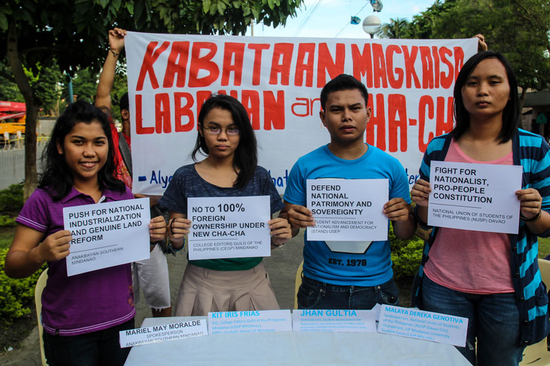 YOUTH PROTESTS CHA-CHA Student leaders under AKLAS vs CHA-CHA slams Congress’ proposal to amend the Constitution saying it paves the way for unrestricted plunder of natural resources; they instead demands legislators to prioritize agrarian reform and more state budget to education, health and other services. (davaotoday.com photo by Ace Morandante)