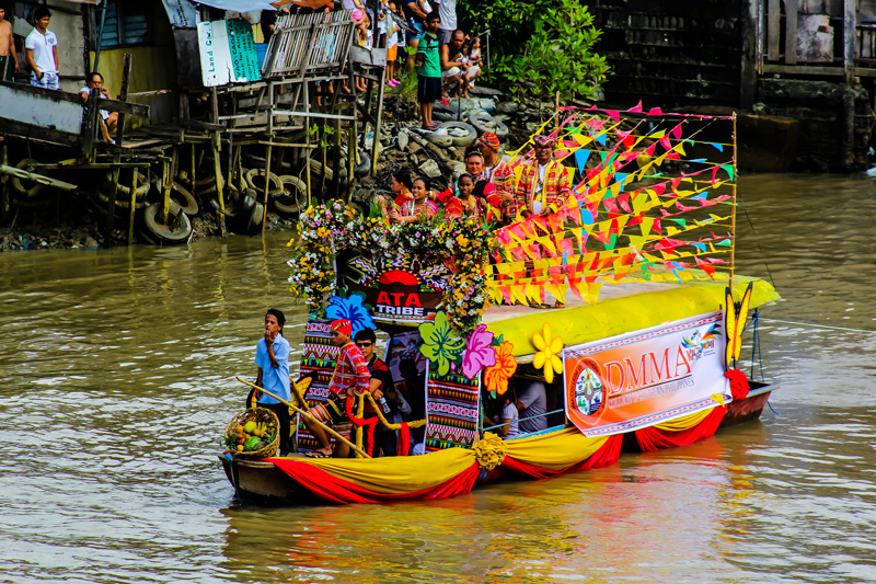 RIVER FESTIVAL A colorful float representing the Ata tribe wades through Bankerohan River during Friday’s Davao River Festival, one of the events of the week-long Kadayawan  Festival 2013. (davaotoday.com photo by Ace R. Morandante)