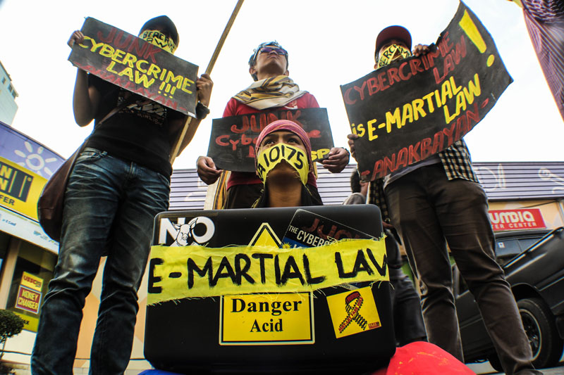 JUNK CYBERCRIME LAW. Davao City youth activists protest the Supreme Court’s decision declaring as constitutional the Cybercrime Prevention Act of 2012. The youth activists believe that the law will only be used  to curtail expressions of dissent over the social media and the internet. (Ace R. Morandante/davaotoday.com)