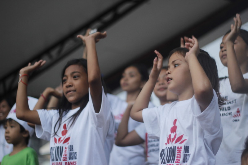 KIDS RISE FOR JUSTICE. Children also participated in the One Billion Rising for Justice Davao City Event, a campaign to end violence against women and children worldwide. (John Rizle Saligumba/ davaotoday.com)