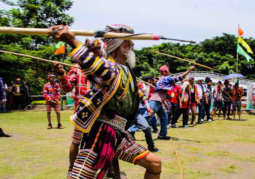 Indigenous tribes showcase their own sports activities, among them the skillful use of the bangkaw (spear) at the Peoples Park in Davao City today.  The Tribal Sportsfest is the new feature in the 29th Kadayawan Festival.  The tribal sports festival is spearheaded by the Davao City Sports office.