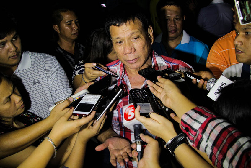 Mayor Rodrigo Duterte retorts to Commission on Human Rights Chief Etta Rosales saying she was a bad example when the latter called him a bad influence to Quezon City Mayor Herbert Bautista who recently slapped an alleged Chinese drug dealer.
