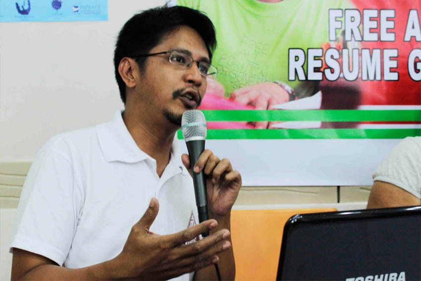 UP Mindanao Professor Anthony Montecillo encourages other scientists to not  limit their studies in the laboratory and classrooms and instead engage with and serve the people. 