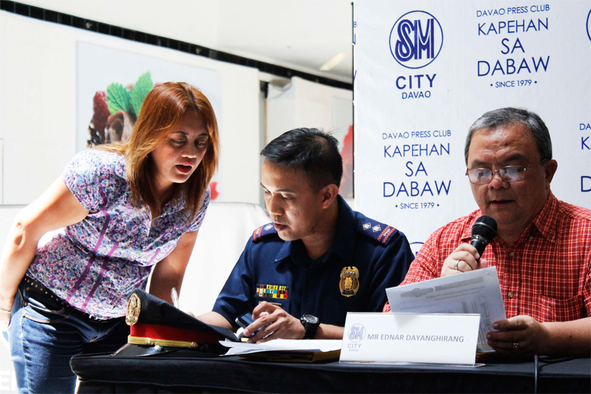 PRO 11 Deputy Director for Operation, Sr. Supt. Aaron Aquino admits Monday that there is corruption among their ranks at the Philippine National Police. He shows to the media the "Balance Score Card" used for monitoring police officers.