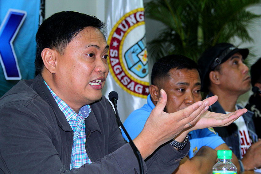 Atty.Lawrence C. Batinding, Business Bureau chief inform the public via media that they will conduct a ONE-STOP SHOP renewal of mayor's permit this coming Jan 3 to 20, 2015 at the Sanguniang Panglungsod and the NCCC mall of Davao. (Ace R. Moradnante/davaotoday.com)