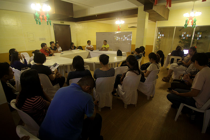 Davao journalists gather during the general assembly of the National Union of Journalists of the Philippines (NUJP), Saturday. (Ace R. Morandante/davaotoday.com)