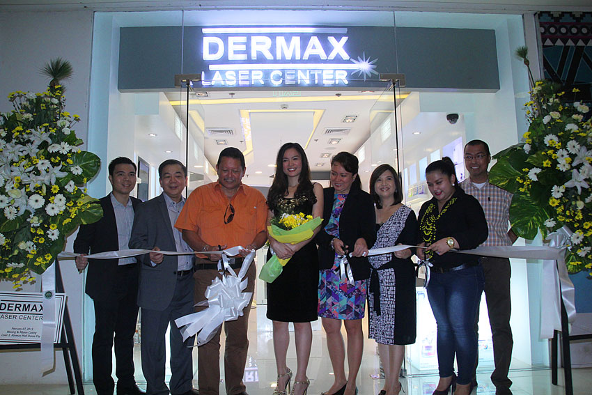With  DERMAX Laser Center Founders Fred C. Reyes (2nd to the Left) and Carleen G. Reyes (3rd to the right), Davao City councilors cut the ribbon during the cIinic's opening at a mall in Davao City. (Ace R. Morandante/davaotoday.com)