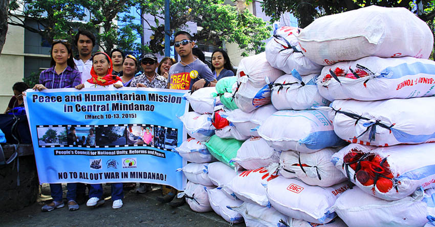 RELIEF MISSION. The People's Council for National Unity Reforms and Peace groups composed of progressive and religious organizations hold a second mission for 3 days in Brgy Salbo, Brgy Dapyawan and Brgy Timbangan of Shariff Aguak were there are 500 families affected by All-out offensive by the Armed Forces of the Philiipines against Bangsamoro Islamic Freedom Fighter. (Ace R. Morandante/davaotoday.com)