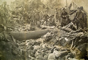 Photo from ww.morolandhistory.com(http://www.morolandhistory.com/12.PG-Battle%20of%20Bud%20Dajo/13.battle_of_bud_dajo_photos.htm) 