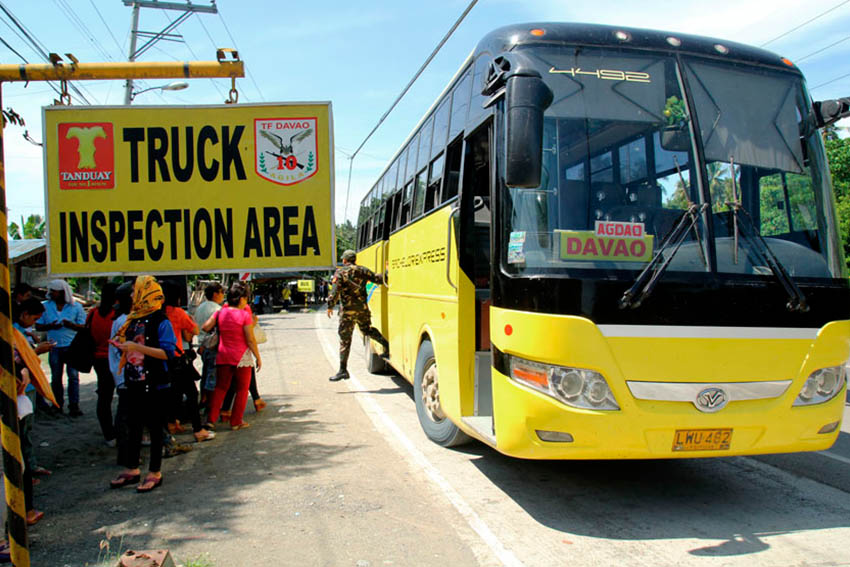 Task Force Davao inspection checkpoint in Lasang, Davao City. (davaotoday.com file photo)