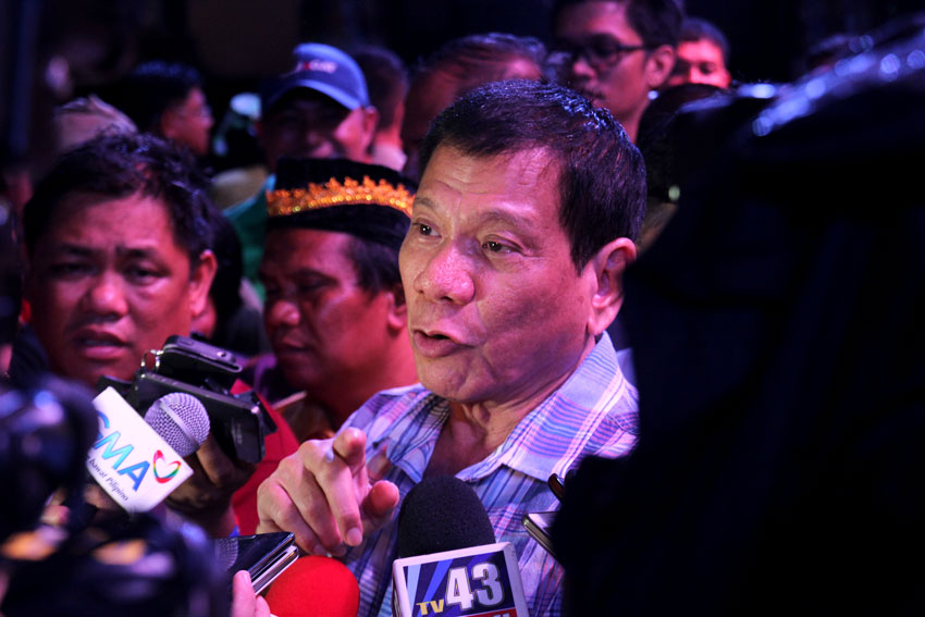Davao City Mayor Rodrigo Duterte says the interruption of the Kadayawan opening ceremonies due to the rains is expected because of the weather condition. (Ace R. Morandante/davaotoday.com)