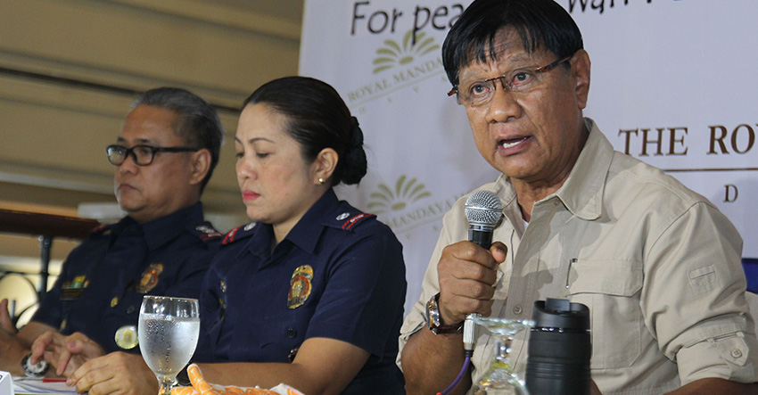 INCOME UP. Retired Colonel Yusop Jimlani says the city's night market is now contributing millions to the city's coffers after the City Treasurer's Office collected P2.3 million from the first half of the year only. Last year the city was able to collect P2.2 million from the vendors. (Ace R. Morandante/davaotoday.com)