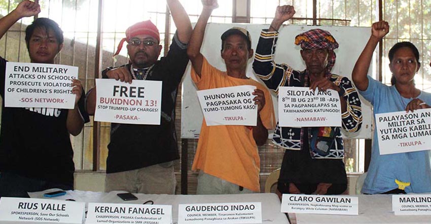 Tribal leaders and farmers demand the government to pull out the military troops from their community. (Medel V. Hernani/davaotoday.com)