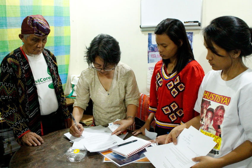 KIN and witnesses of Lumad killings in Mindanao submit cases of human rights violations in indigenous communities allegedly perpetrated by the Army and paramilitary groups to UN Special Rapporteur on the Rights of Indigenous Peoples, Vicky Tauli-Corpuz (second from left). (Contributed photo)