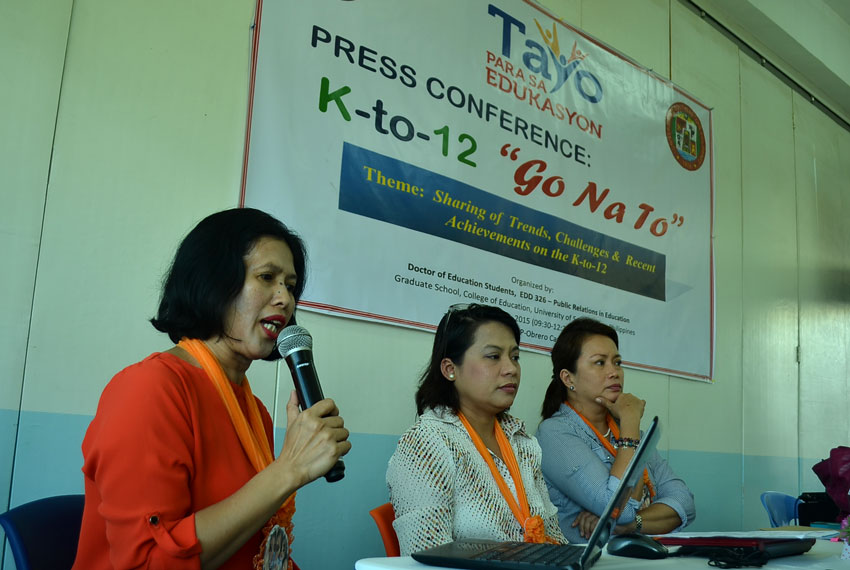 Dr. Janette Veloso (left) of the Department of Education Region XI informs the public on the synchronized early registrations for the Grade 10 junior high school to the Grade 11 on October 19-23 in their respective advisers, both public and private schools. Beside her is Dr Gina Montalan (center), dean of College of Education of the Ateneo de Davao University and Councilor Mabel Acosta of the City Council Committee on Education.  (Ace R. Morandante/davaotoday.com)