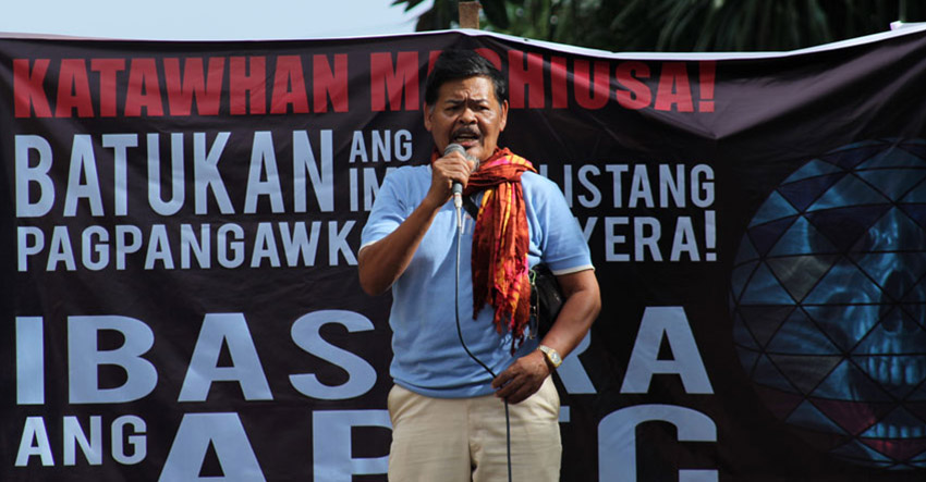 Farmer.  Isabello Sinzo, head of the Compostela Farmers Association delivers a speech during a protest rally against the Asia Pacific Economic Cooperation summit in Davao City. (Ace R. Morandante/davaotoday.com)