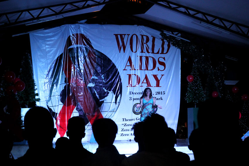 WORLD AIDS DAY. A performer enjoins the crowd during the Red March Parade initiated by the Davao City Aids Council to promote awareness, prevention and control of AIDS. (Ace R. Morandante/davaotoday.com)