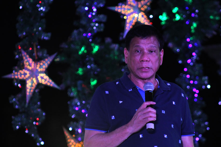 Davao City Mayor Rodrigo Duterte gives his last speech to Davaoeños during the opening of the Pasko Fiesta 2015 as he enter the presidential bid this coming 2016 election. Her daughter, Sara, has filed her certificate of candidacy as substitute of her father for the mayoralty seat of Davao City. (Ace R. Morandante/davaotoday.com)