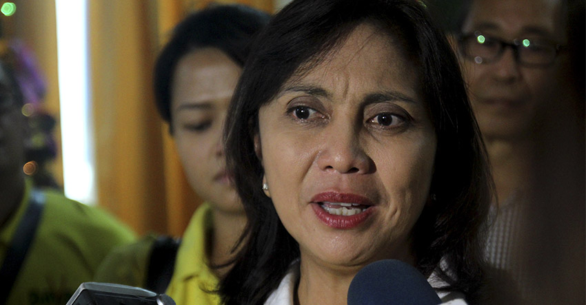 NOT HELPING. Rep. Leni Robredo, Liberal Party vice presidentiable wants the word war stopped between Presidentiable aspirants Mayor Rody Duterte and Mar Roxas "because it is not helping at all". She suggests to elevate their tiff to a level of discussing issues. (Ace R. Morandante/davaotoday.com)