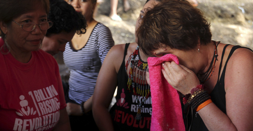 EMOTIONAL. Eve Ensler, founder of One Billion Rising global campaign turns emotional after hearing the stories of the Lumad evacuees inside the evacuation center at a church compound in Davao City on Friday, February 12. (Ace R. Morandante/davaotoday.com)