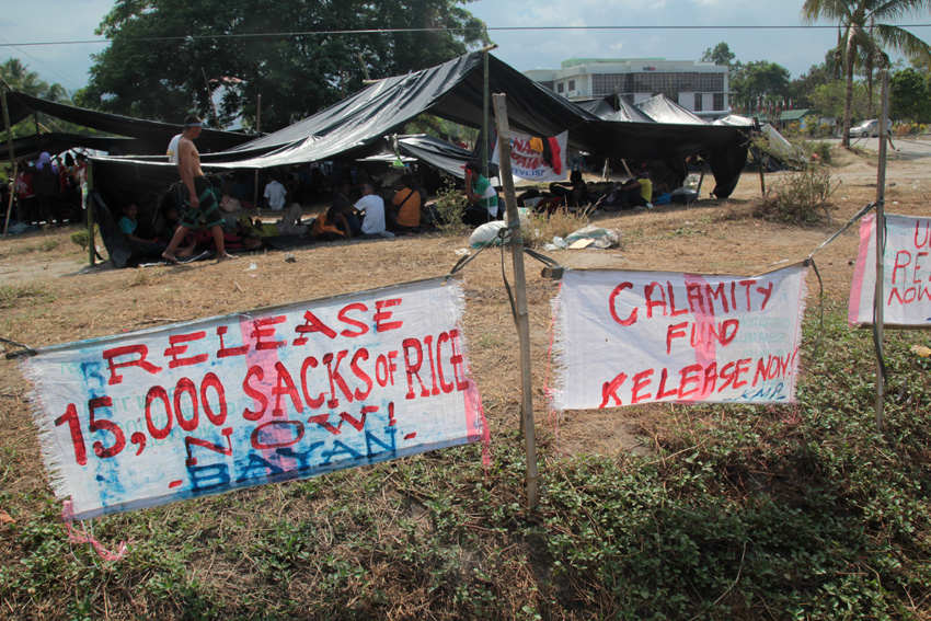 PRIMARY DEMAND. Farmers demanded for 15,000 sacks of rice to sustain each family for three months until rainy season comes in June. (Ace R. Morandante/davaotoday.com)