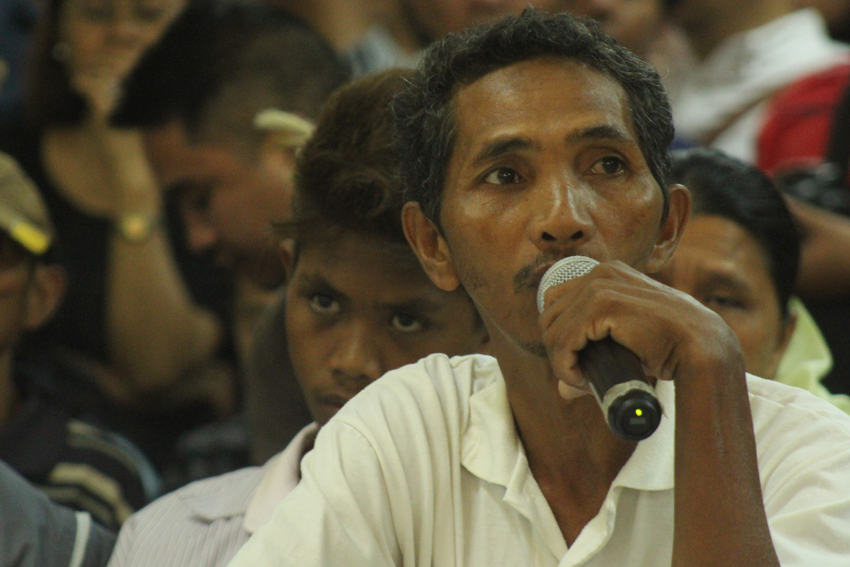 Danilo Sulang, father of 22 year-old Darwin 'Bam-bam' Sulang who died during the violent dispersal in Kidapawan City testifies during the Senate inquiry held in Davao City on Thursday, April 7.(Ace R. Morandante/davaotoday.com) 