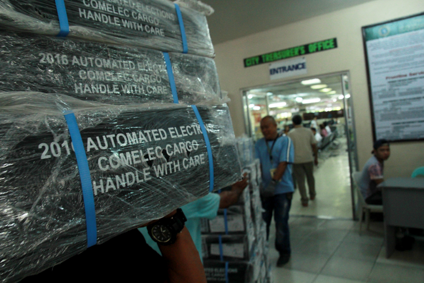 ​Some 416 Precinct Count Optical Scanner machines are delivered in Sangguniang Panglungsod in Davao City on Thursday morning, April 28. These are part of the 1,280 PCOS machines to be used in the city for the upcoming polls in May 9. (Ace R. Morandante/davaotoday.com)