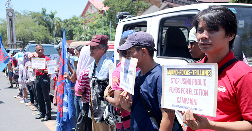 On Friday, progressive groups in Davao City stage a picket and rally along San Pedro street calling for a clean and credible election on May 9, 2016. (Earl O. Condeza/davaotoday.com)