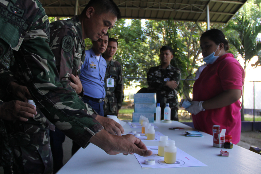 DRUG TEST. Soldiers under the Eastern Mindanao Command submit their urine samples for a surprised drug test conducted on Monday, June 6. The Army said none of the 463 personnel were found positive for drug use. (Photo by Public Information Office-Eastmincom)