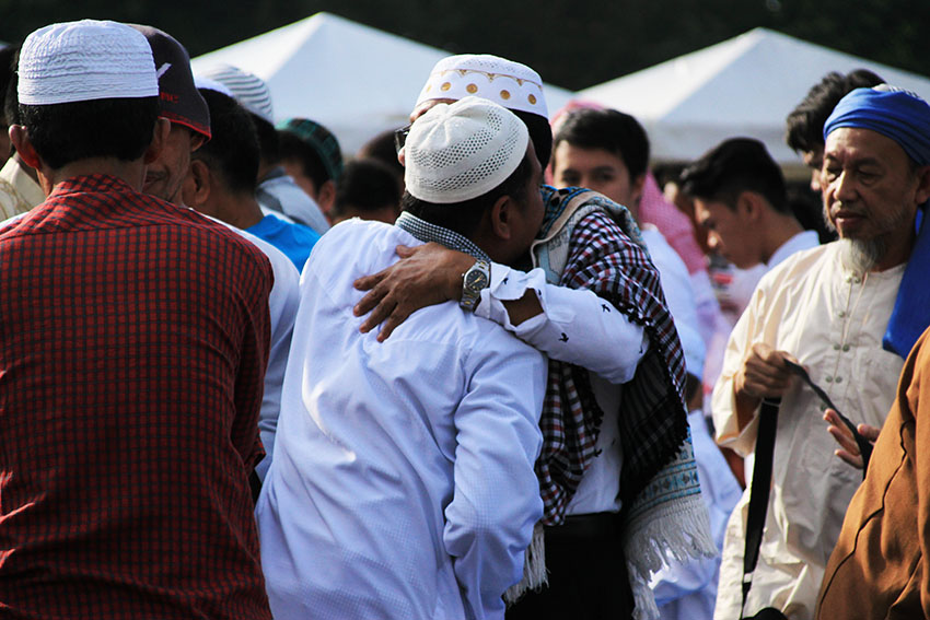 At the end of the ceremony, the community erupts into simultaneous hugs and greetings of peace. In his message to the Muslim community, newly installed President Rodrigo Duterte said that this year's celebration of Eid'l Fitr is "timely and "relevant" as the end of the fast is akin to a fresh start, coinciding with the country's projected era of change under his leadership.