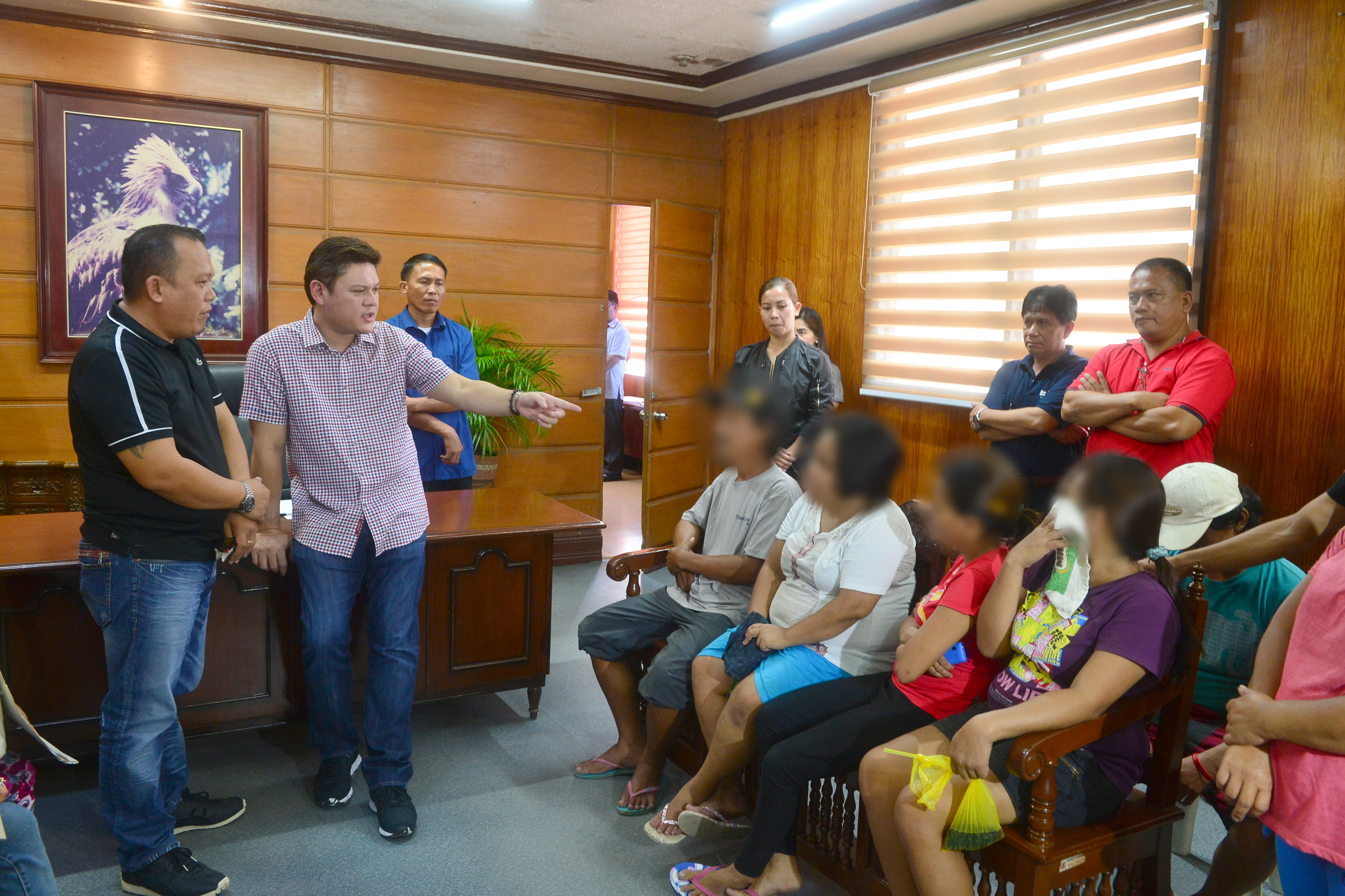 At least seven (7) self-confessed drug pushers surrendered to acting Davao City Mayor Paolo Duterte Monday. All seven were turned over by Councillor Edgar Ibuyan Jr. (Davao City Information Office)