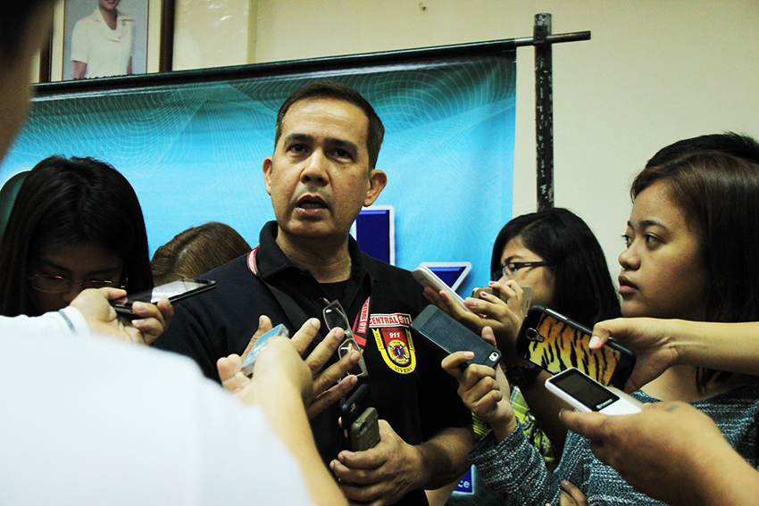 PREPARED. Davao Central 911 Chief Emmanuel Jaldon says appropriate precautionary measures are already being taken as La Niña also starts. He encouraged the public to prepare their own emergency kits during disasters. (Paulo C. Rizal/davaotoday.com) 