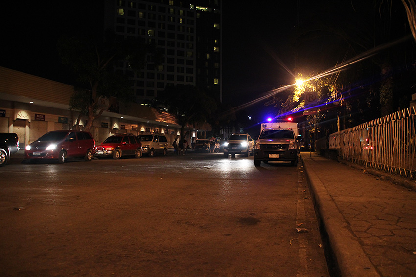EMPTY. The once bustling night market located in Roxas Avenue was cleared on Wednesday evening, August 3, 2016 after City Mayor Sara Duterte ordered the shut down of the night market due to alleged violations committed by street venders. (Paulo C. Rizal/davaotoday.com)