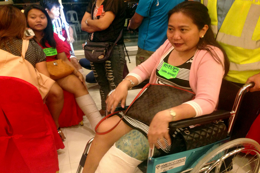 SURVIVORS of the Davao night market blast receive cash assistance sourced from the President's Social Fund on Monday, afternoon at the Matina Enclaves in Ecoland, Davao City. The families of those who were killed received P250,000 for each family member who died in the blast. Eleven casualties who sustained serious injuries also received P250,000, while those who were slightly injured received P50,000 to P100,000. (Zea Io Ming C. Capistrano/davaotoday.com)