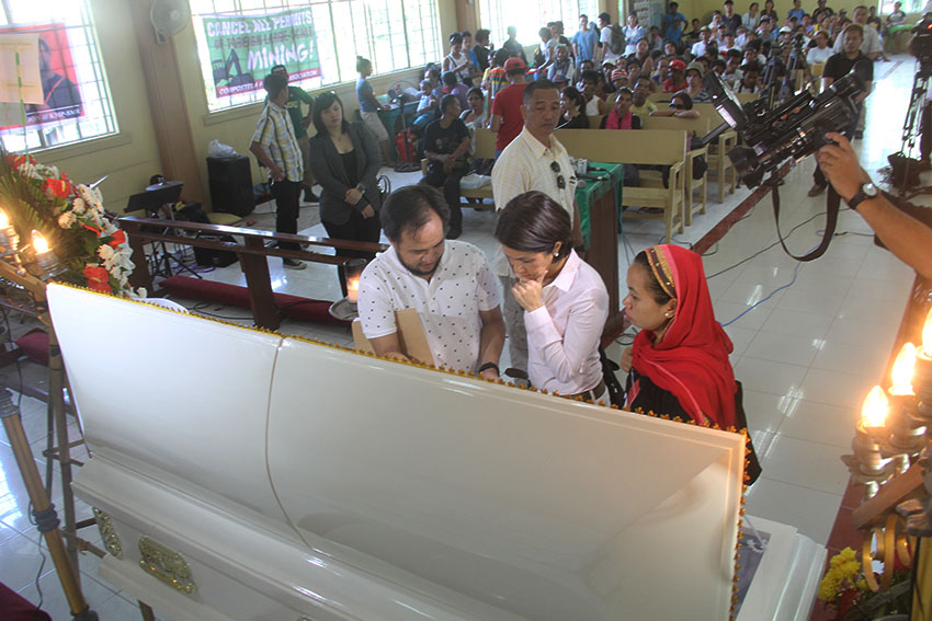 Environment Secretary Regina Lopez visits the last day of Jimmy Saypan’s wake at the United Methodist Church in C.M. Recto, Tuesday. Saypan was the secretary general of Compostela Farmers’ Association who figured in the local community's anti-mining campaign. (Earl O. Condeza/davaotoday.com)