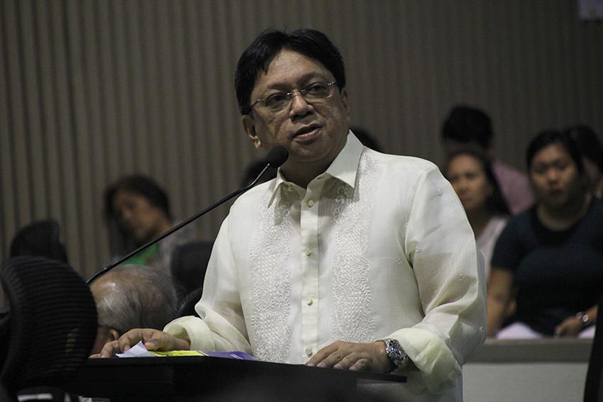 Davao City Councilor Danilo Dayanghirang, chair of the Committee on Finance, delivers a privilege speech during the 18th Council’s regular session on Tuesday, Nov. 8, proposing for an increase of the city’s real property tax. (Paulo C. Rizal/davaotoday.com)