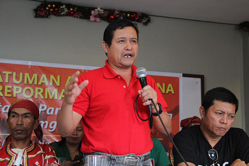 Pedro Arnado, chairperson of the Kilusang Magbubukid ng Pilipinas Southern Mindanao Region said that the Comprehensive Agreement on Socio Economic Reforms will enable the House Bill No. 555 or the Genuine Agrarian Reform Bill to pass into law. (Paulo C. Rizal/davaotoday.com)