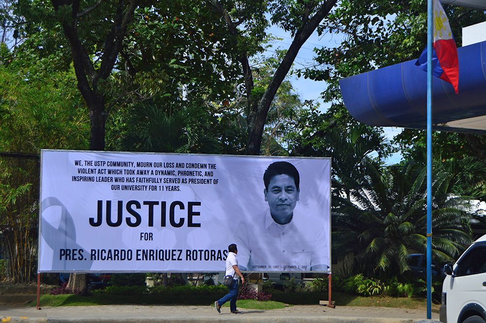 UST President Ricardo Rotoras 