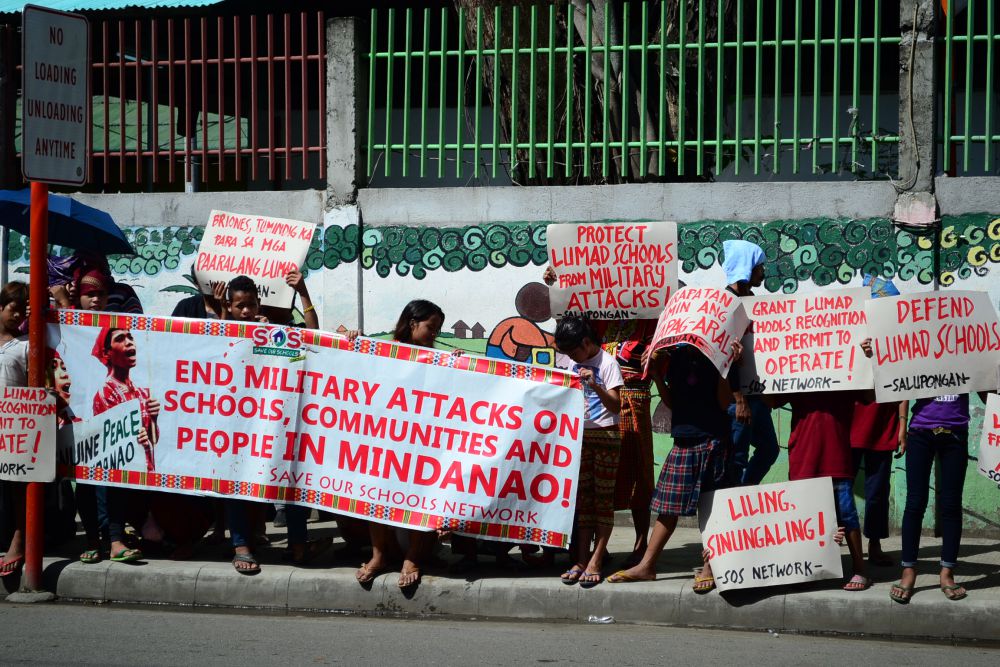Lumad protest against Briones