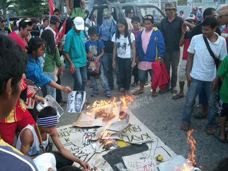 NoCot peasants, lumads hold barricade vs Lopez-owned geothermal plant