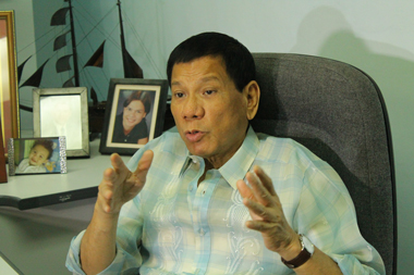 ‘Duterte shined in first debate, sans expletives’