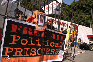 Political prisoner dies of cardiac arrest