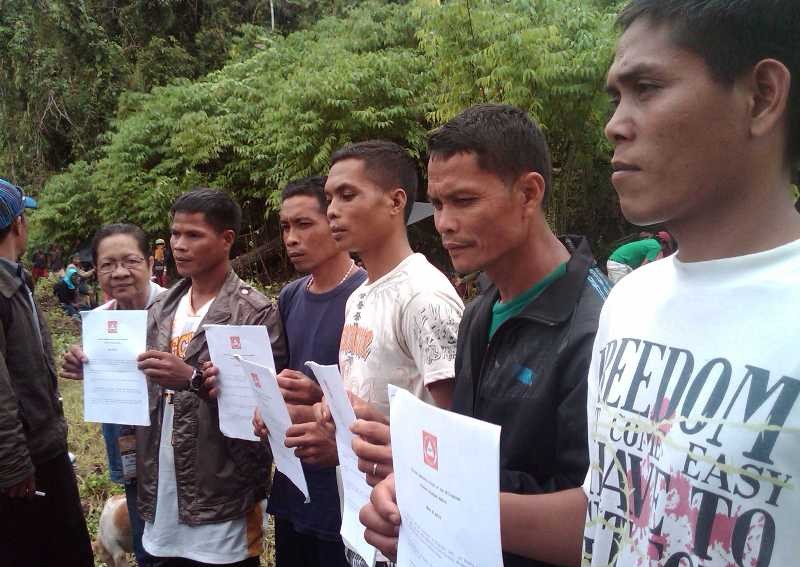 Barangay leader quits as Cafgu after released from NPA captivity