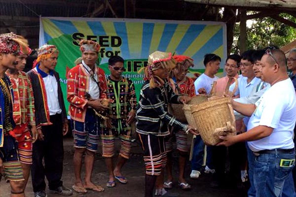 Zambo LGU gives organic rice, veggie goodies to Manobos