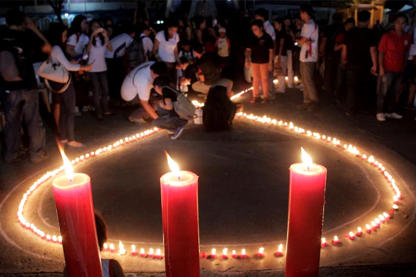 AIDS CANDLELIGHT MEMORIAL