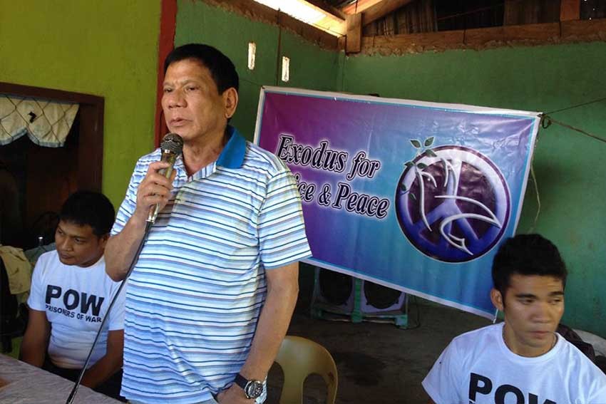 NPAs release POWs to Duterte