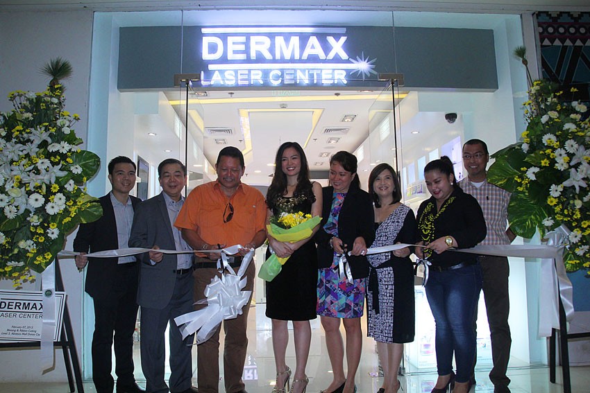 RIBBON CUTTING